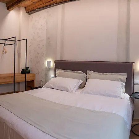 Buranelli Charme Appartement *